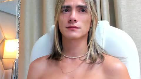 Snapshot of tayler_swift1 chatting on January 11, 12:40 pm tayler_swift1 online show from January 11, 12:40 pm