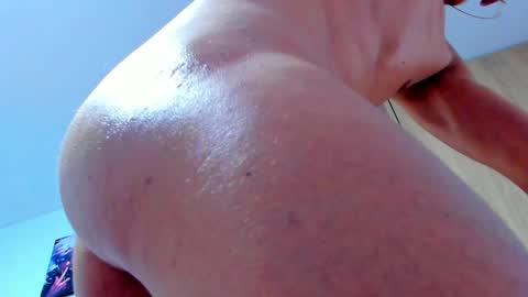 tayler_swift1 online show from April 21, 2:04 am