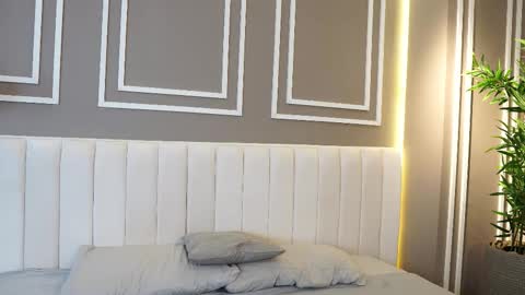 Teylor  Kim online show from November 15, 6:26 pm