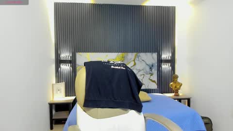 TAYLER online show from January 9, 3:09 am