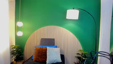 Taylor Bennet online show from November 2, 12:07 pm