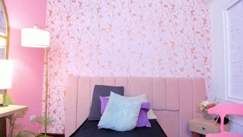 Taylor Bennet online show from March 23, 11:36 am