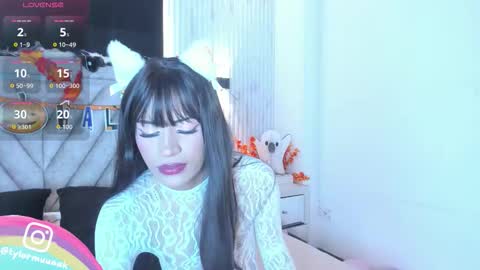 Taylor Harveey online show from October 25, 9:09 pm