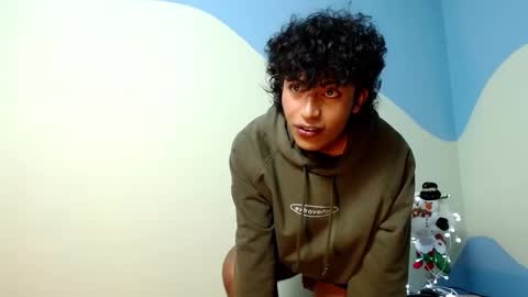 Snapshot of taylor_harvey chatting on December 26, 8:53 pm taylor online show from December 26, 8:53 pm