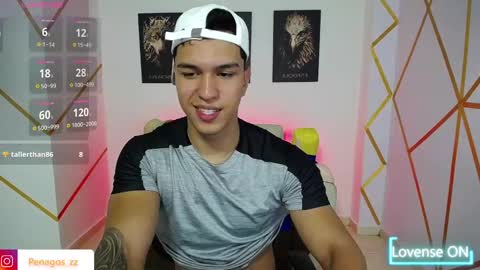 Snapshot of taylor_johnn chatting on January 21, 9:36 pm Penagos zz    online show from January 21, 9:36 pm