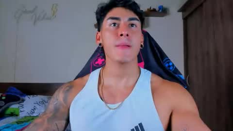 taylor_mclane1 online show from February 2, 5:33 pm