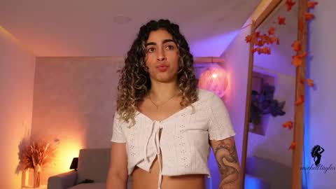 taylormichell online show from October 27, 10:25 pm