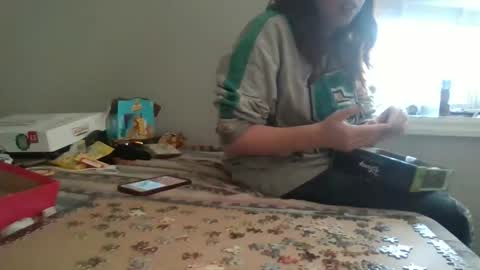 taylorslay online show from March 28, 6:07 pm