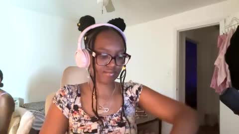 Snapshot of taylorsosweets chatting on July 24, 1:25 am Taylor online show from July 24, 1:25 am