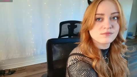 Taylor Tait online show from October 29, 4:31 pm