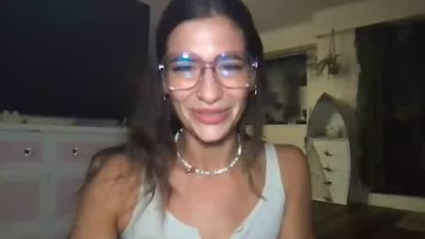 Snapshot of tayngel chatting on July 15, 6:18 am Tayngel 3 online show from July 15, 6:18 am