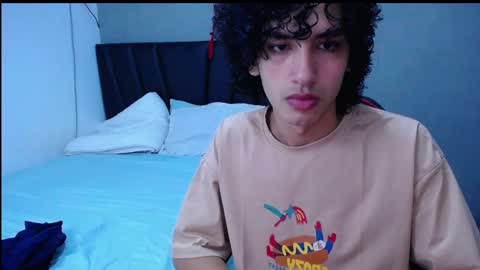 Snapshot of tayronx33 chatting on October 10, 7:46 pm Tayron online show from October 10, 7:46 pm