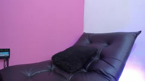 ask for cum online show from December 19, 9:17 pm