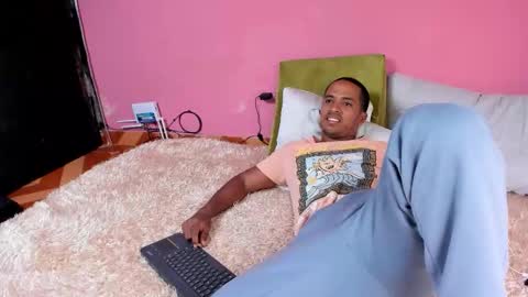 ask for cum online show from December 14, 9:08 pm