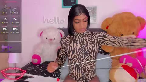 Snapshot of tayssa_maravilh chatting on October 31, 1:50 am TAYSSA ONLINE FROM 0630 PM - 1130 PM COLOMBIAN HOUR online show from October 31, 1:50 am