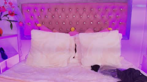 Snapshot of tayzon_foxxx chatting on October 16, 1:01 pm Sofia online show from October 16, 1:01 pm
