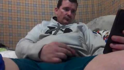 Snapshot of tbaxter95187 chatting on May 5, 1:30 pm tbaxter95187 online show from May 5, 1:30 pm