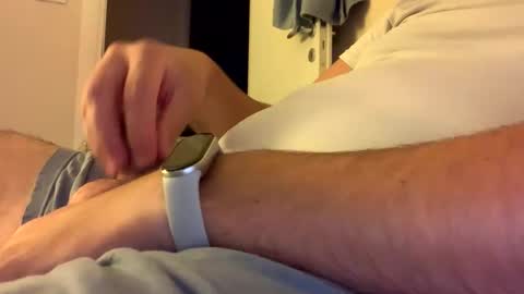 Tbest1986 online show from September 28, 8:25 pm