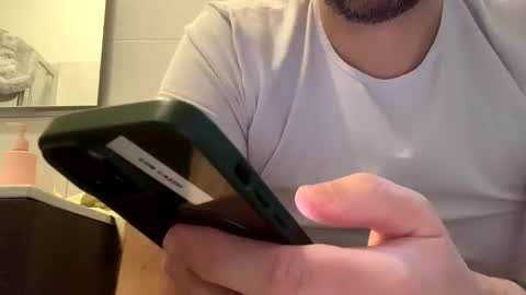 Tbest1986 online show from March 25, 4:57 pm