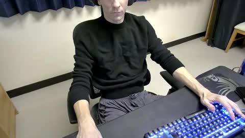 Snapshot of tbone_93 chatting on February 5, 4:11 pm Tbone online show from February 5, 4:11 pm