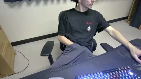 Snapshot of tbone_93 chatting on May 16, 3:44 pm Tbone online show from May 16, 3:44 pm