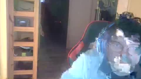 Snapshot of tchecky2 chatting on November 27, 5:42 am tchecky2 online show from November 27, 5:42 am