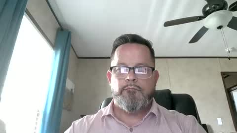 tdhawk87 online show from May 4, 9:00 pm