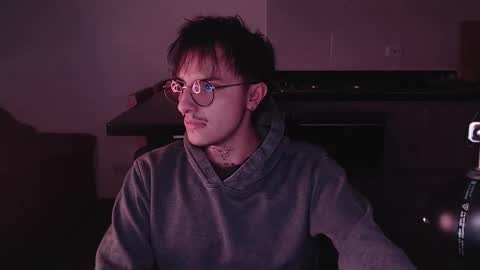 Snapshot of te0__0 chatting on January 9, 2:36 am Teo independent model online show from January 9, 2:36 am