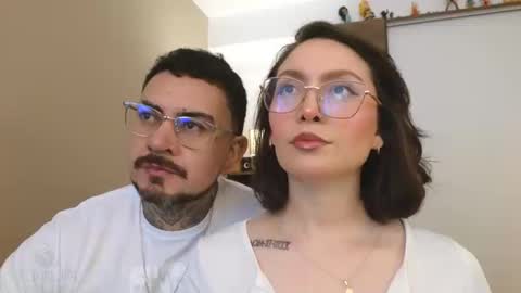 Snapshot of te_para_dos chatting on September 8, 3:55 pm Leo and Luna online show from September 8, 3:55 pm