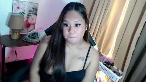 Christine online show from April 16, 10:23 pm