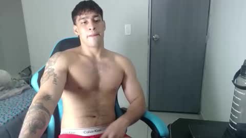 team23hot0 online show from October 31, 3:18 am