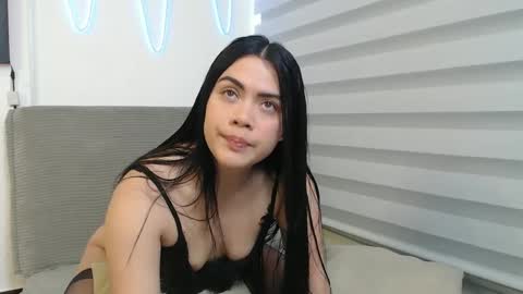 DYNAMITE DUO69 online show from October 10, 3:00 pm