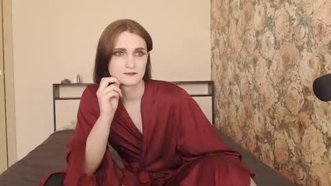 Snapshot of tearjuly chatting on March 22, 1:47 pm July online show from March 22, 1:47 pm