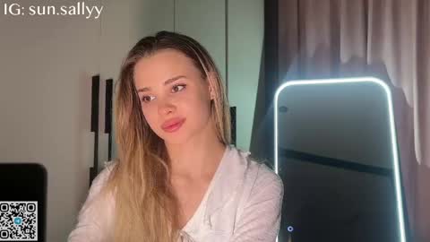 Snapshot of teasekiss chatting on May 2, 6:13 pm Sally and Sandy online show from May 2, 6:13 pm