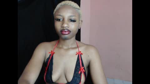 Snapshot of teasexkitty chatting on May 26, 8:16 pm teasexkitty online show from May 26, 8:16 pm