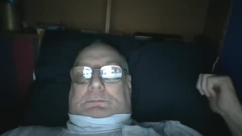 Mark online show from November 15, 8:27 pm