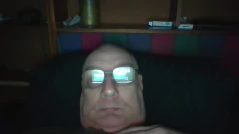 Snapshot of tebb61 chatting on March 1, 9:11 am Mark online show from March 1, 9:11 am