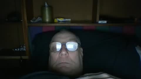 Snapshot of tebb61 chatting on March 15, 8:53 am Mark online show from March 15, 8:53 am