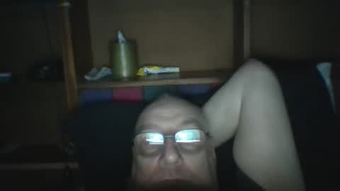 Snapshot of tebb61 chatting on March 16, 9:02 am Mark online show from March 16, 9:02 am