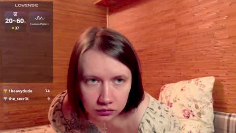 Snapshot of technobae chatting on December 16, 6:38 pm Nickie online show from December 16, 6:38 pm