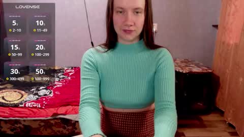 Snapshot of technobae chatting on September 18, 3:25 pm Nickie online show from September 18, 3:25 pm