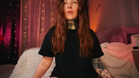 Mary     X TechnoElfff  INST    fansly kissmary online show from November 20, 3:01 pm