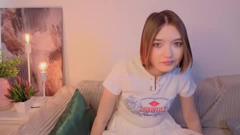 all me precious   online show from February 6, 5:12 am