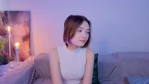 all me precious   online show from February 9, 5:33 am