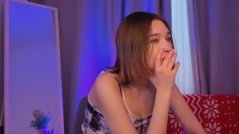 all me precious   online show from February 21, 5:30 am