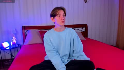 Snapshot of ted_lunn chatting on November 7, 7:14 pm Ted online show from November 7, 7:14 pm