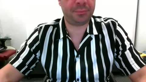 Snapshot of teddy630402 chatting on April 4, 1:08 pm teddy630402 online show from April 4, 1:08 pm