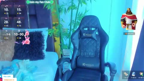 Snapshot of teddy_cowboy chatting on January 7, 2:51 pm  Follow me on Twitter boys ryder and instagram teddyscoot 12  online show from January 7, 2:51 pm