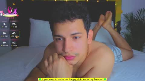 Snapshot of teddy_cowboy chatting on October 9, 1:58 am  Follow me on Twitter boys ryder and instagram teddyscoot 12  online show from October 9, 1:58 am
