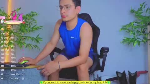 Snapshot of teddy_cowboy chatting on October 12, 3:16 am  Follow me on Twitter boys ryder and instagram teddyscoot 12  online show from October 12, 3:16 am